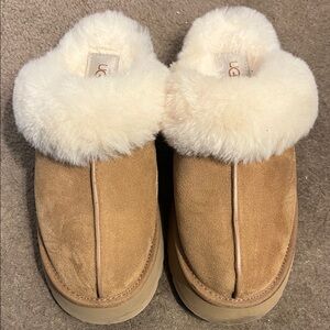UGG Women's Cozy Tan and Cream Slippers